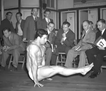 Fue el mejor fisicoculturista del mundo, inspiró a Arnold Schwarzenegger y se negó a tomar esteroides: la vida de Reg Park