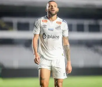 Santos confirma lesão muscular de Guilherme e prazo pode ser demorado